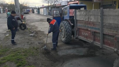 Burhaniye’de Sanayi Sitesi temizlendi