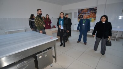 İzmit’te belediyeden üniversite öğrencilerine ücretsiz yemek desteği