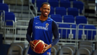 James Nunnally: "Fenerbahçe için bütün gücümle savaşacağım"