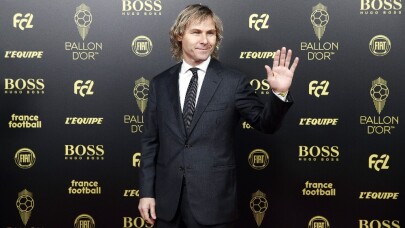 Juve’nin efsanesi Nedved, Merih Demiral’ı övdü