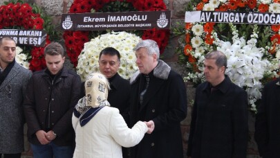 Metin Şentürk’ün babası son yolculuğuna uğurlandı