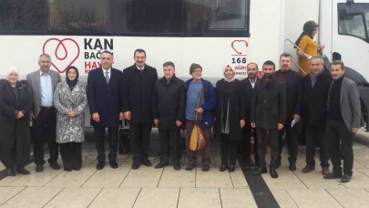 Sakaryalı vekillerden kan bağışına destek!