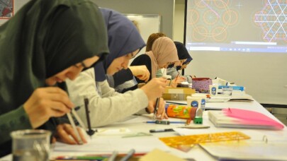Şehir ve Medeniyet Okulu’nda eğitimler başladı