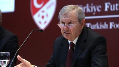 Zekeriya Alp: "Adaletin mekanı olmaz"