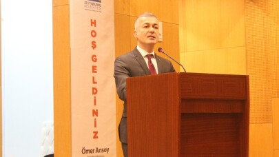 Zeytinburnu’nda 50 rehbere ilçenin turizm değerleri anlatıldı