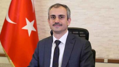 Çayırova’da 15 günde üretilen 300 bin maske dağıtıldı