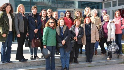 Gemlik’te sivil toplum kuruluşları 8 Mart için bir araya geldi