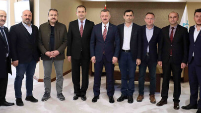 Başkan Büyükakın, ‘’Türkiye’nin geleceği gençlerdir’’