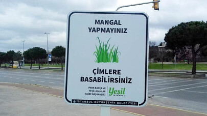 İstanbul'da bu döviz ve levhalar dikkat çekti