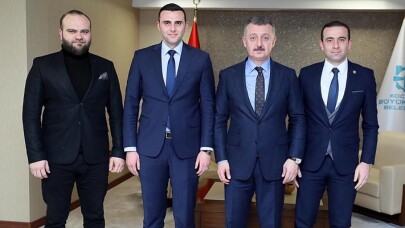 ‘’Gençlerimizi yeni çağın liderleri yapmak istiyoruz’’