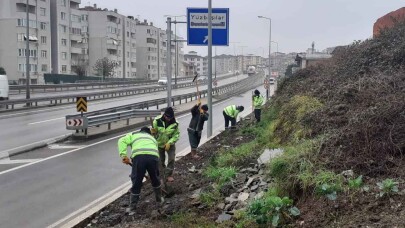 Gölcük Yüzbaşılar Kavşağı’nda çevre düzenlemesi