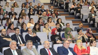 Kocaeli Valilik Çalışanları Covıd-19 Hastalığı Hakkında Bilgilendiriliyor