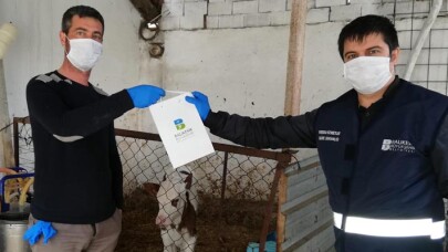 Balıkesir'de küçük işletmecilere probiyotik yardımı yapıldı
