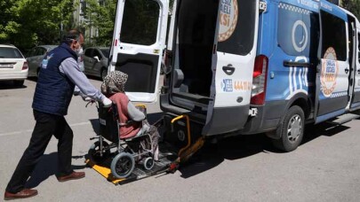 Büyükşehir, 65 yaş üstü engelli vatandaşlara nefes aldırdı