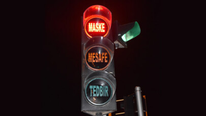 Trafik lambalarından farkındalık mesajı