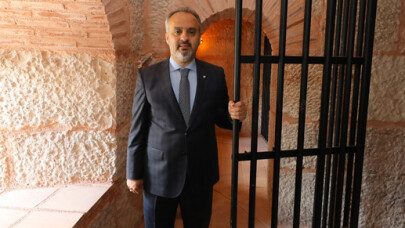 Zindanın kapıları tarihe açılıyor