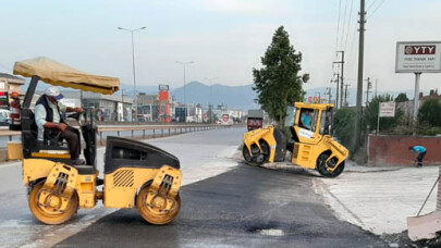 İzmit 42 Evler yan yolda yol onarımı yapıldı