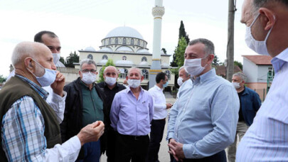 Başkan Büyükakın, Akmeşe’ye çıkarma yaptı