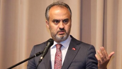 Sahadaki personele maske-mesafe uyarısı
