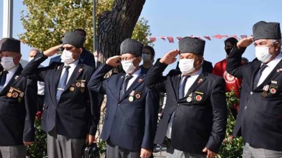 Şanlı kurtuluşun 98. yılı kutlandı