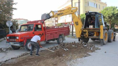 Burhaniye Bahçelievler Mahallesi’nin yolları yapılıyor