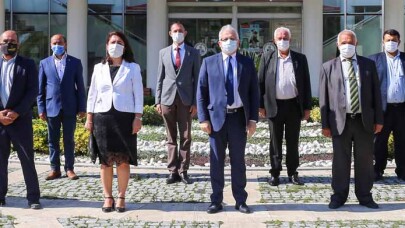 'Muhtarlarımızı demokrasimizin olmazsa olmazı olarak görüyoruz'
