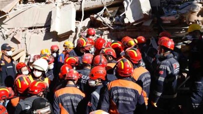 İBB arama kurtarma ekipleri çalışmalarını sürdürüyor