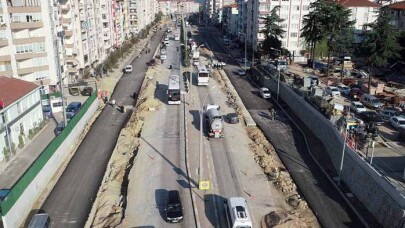 Karamürsel’de yan yollar asfaltlanıyor