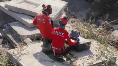 AKUT, hayat kurtarırken dayanıklı tabletler kullanıyor