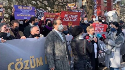 İşletmeciler ve hizmet sektörü çalışanları seslerini duyurmak için buluştu