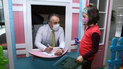 Türkiye’nin ilk Kitap Eczanesi Bursa'da açıldı
