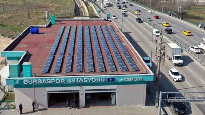 Bursa'da metro durakları enerji istasyonuna dönüyor
