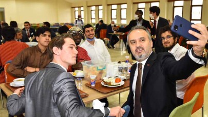 Yabancı öğrenciler ailelerini 1,5 yıldır göremiyor