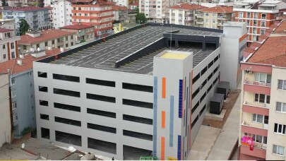 Gebze katlı otoparka 85 bin araç giriş çıkış sağladı