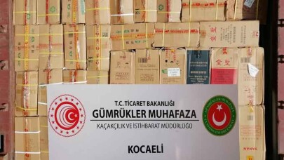 Kocaeli’de Yüzbinlerce Kaçak Ticari Eşya Yakalandı