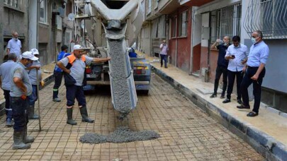 Gemlik'te Balıkpazarı yolları yenileniyor