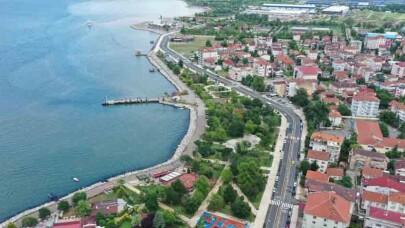 Gölcük Kavaklı Caddesi’nin çehresi değişti