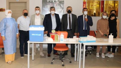 Kocaeli’de Lise Öğrencileri Aşılandı