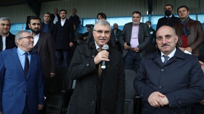 “Spor Şehri Sakarya hedefimize emin adımlarla ilerliyoruz”