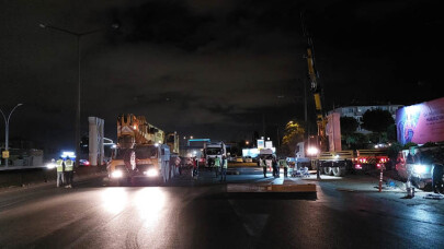 Kuruçeşme tramvay hattında gece mesaisi 