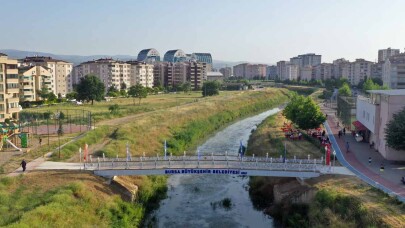 Ayvalıdere’ye estetik yaya köprüleri