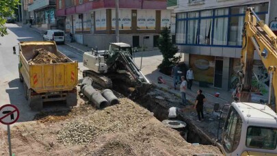 Dilovası İstiklal Caddesi’nde  hummalı altyapı çalışması