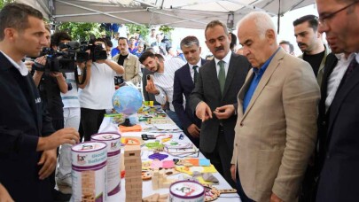 Ana sınıfı için hazırlanan eğitim materyali ve donatım malzemelerini yola çıktı