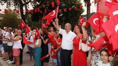 Zafer Bayramı Kutlamaları Mudanya’da Bir Başka Güzel