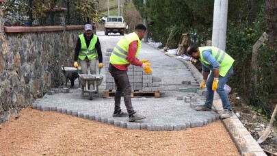 Gebze’nin köylerine 50 bin metrekare parke taşı döşeniyor