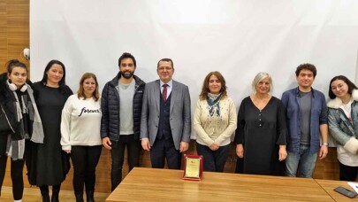 Trakya Üniversitesi'nde “Şiir Çevirisi Yaparken” konferansı gerçekleştirildi