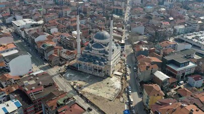 M. Ali Paşa Camiinde meydanın temeli atıldı