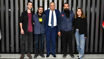 Kocaeli Üniversitesi’nin en köklü öğrenci kulüplerinden biri; “Mekatronik Kulübü”