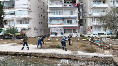 Bursa sahillerinde fırtına mesaisi