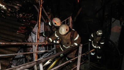 Gaziosmanpaşa'da gecekondu yangını